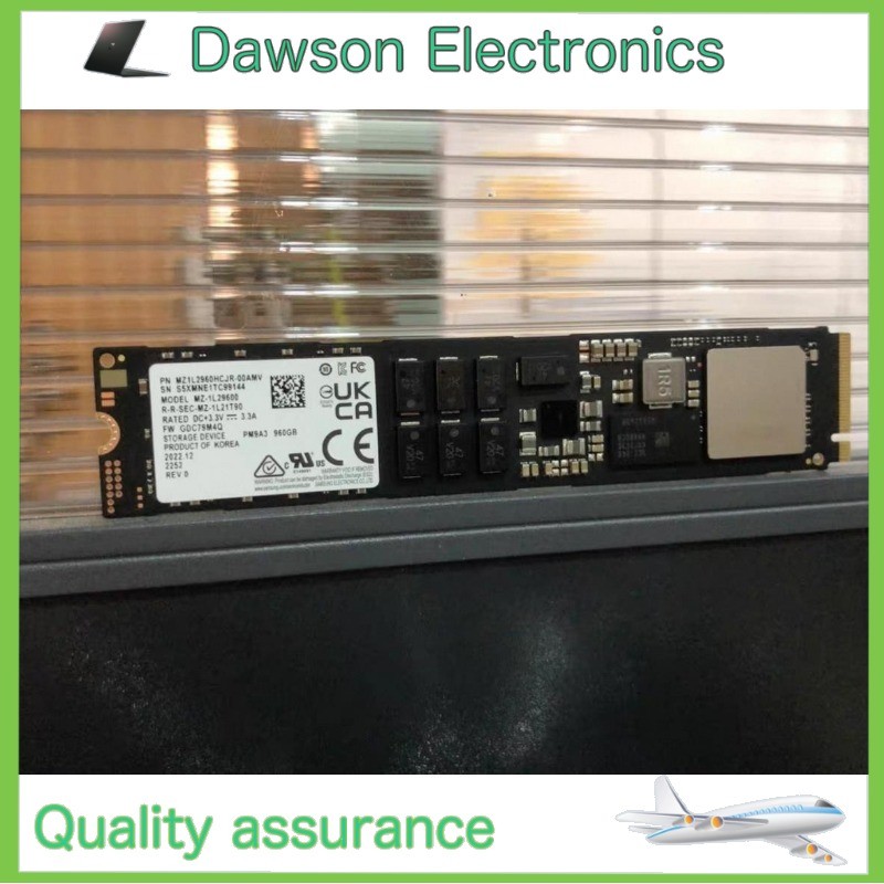 22110 Samsung PM9A3 960GB MZ1L2960HCJR-00AWV NVMe PCIe Gen4 X4 M.2 22110 SSD