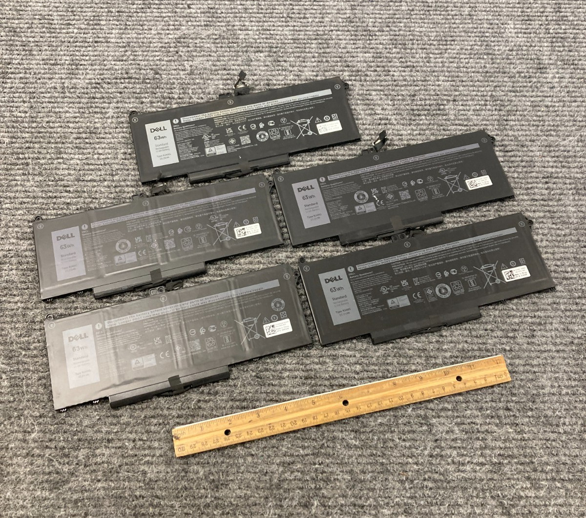 Lot of 5 Dell RJ40G 3941mAh Original Laptop Batteries For Latitude