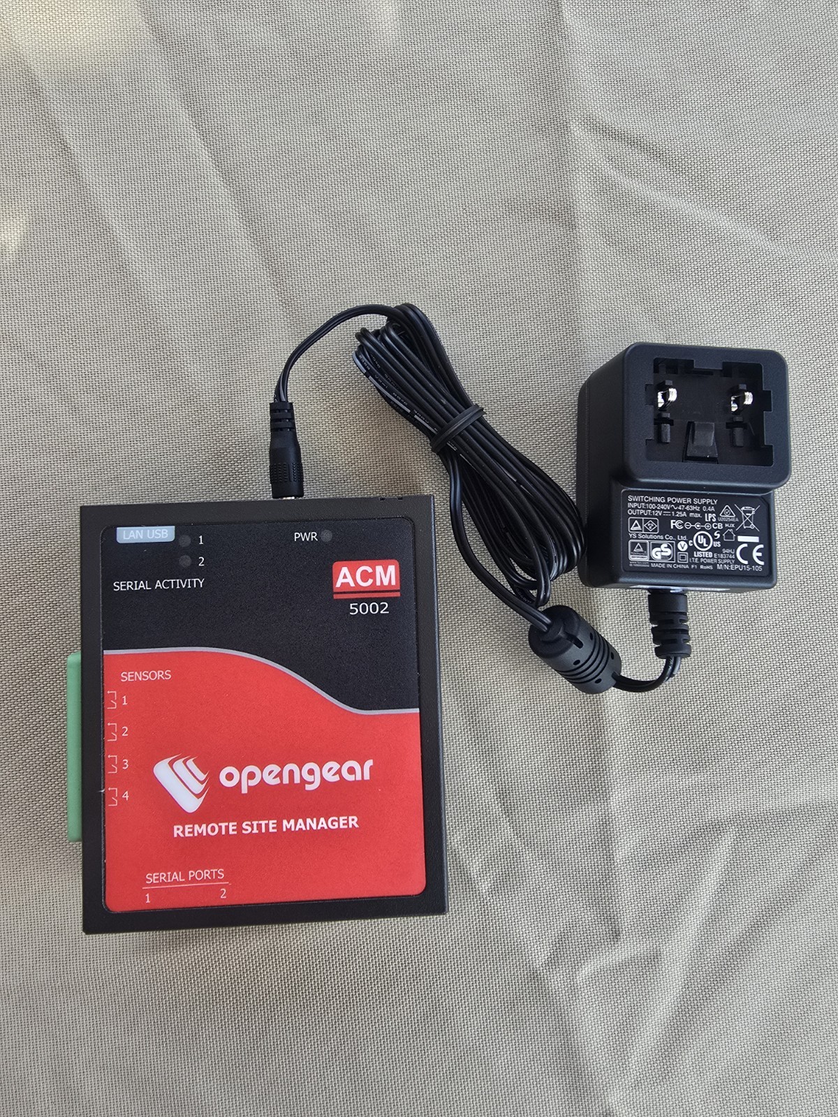 OPENGEAR Remote Site Manager ACM 5002 ACM5002-F-E  (2)