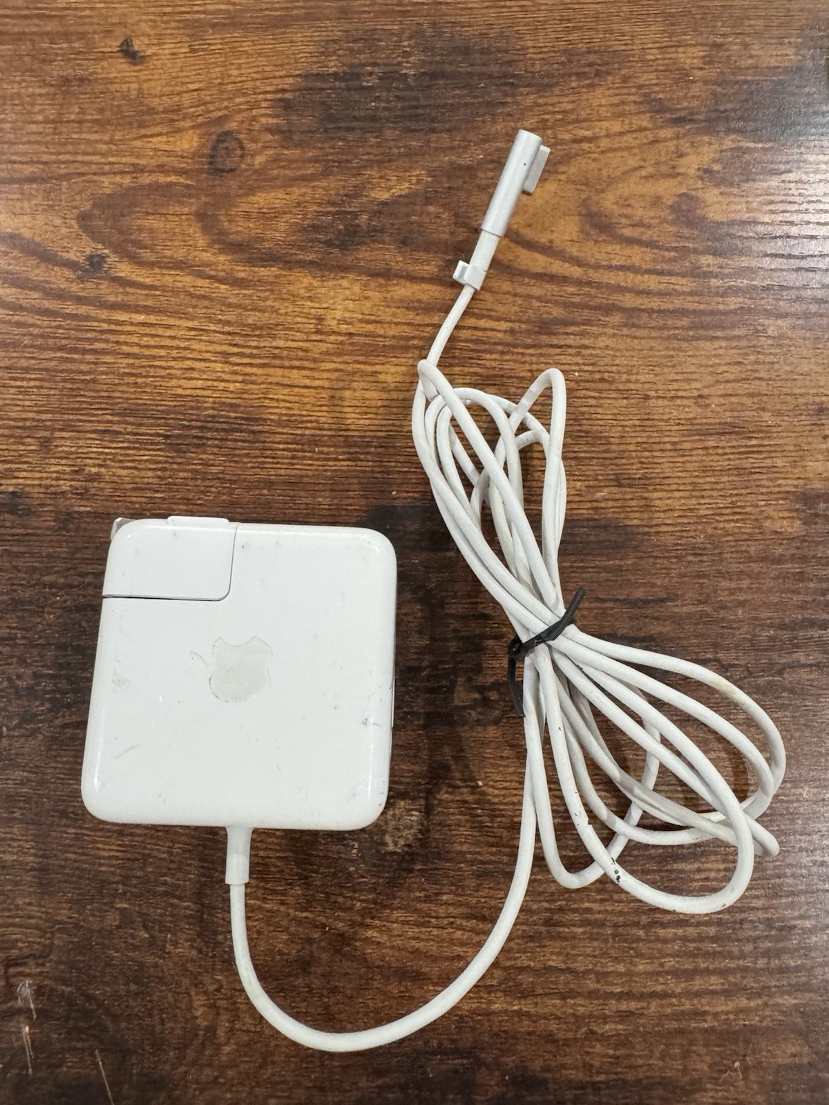 Original Apple A1369 A1370 MacBook Air 45W Magsafe1 AC Adapter A1244 A1374