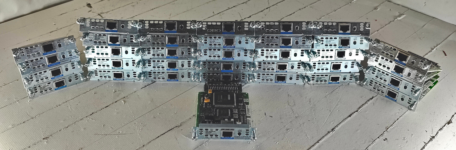 Lot of 32 Cisco HWIC-1DSU-T1  1-Port T1/Fractional WAN Interface Card COUIALECAB