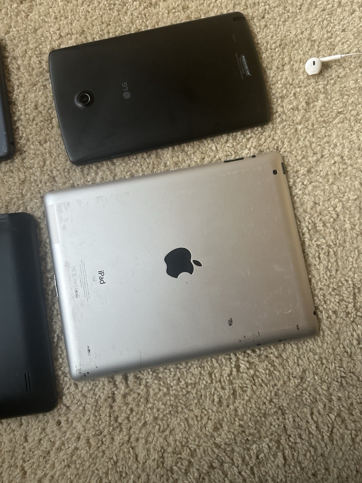 Ipads, Tablets 5 Total 