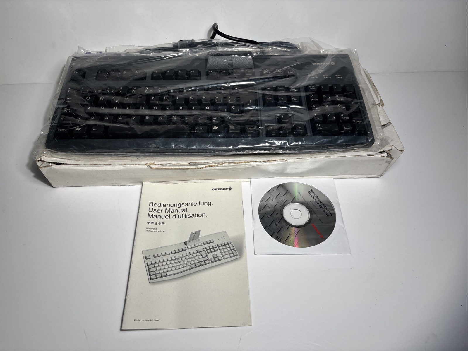 NEW Vintage Cherry D-91275 Compact Mechanical PORTABLE Keyboard PS2