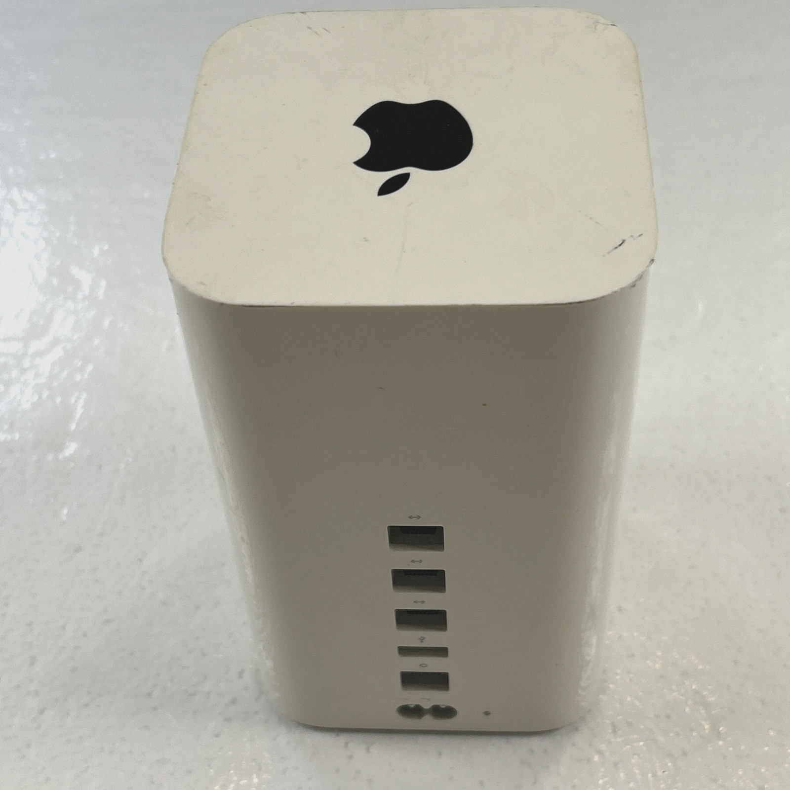 Apple AirPort Extreme Base Station 6th Gen A1521 Untested (Powers On)