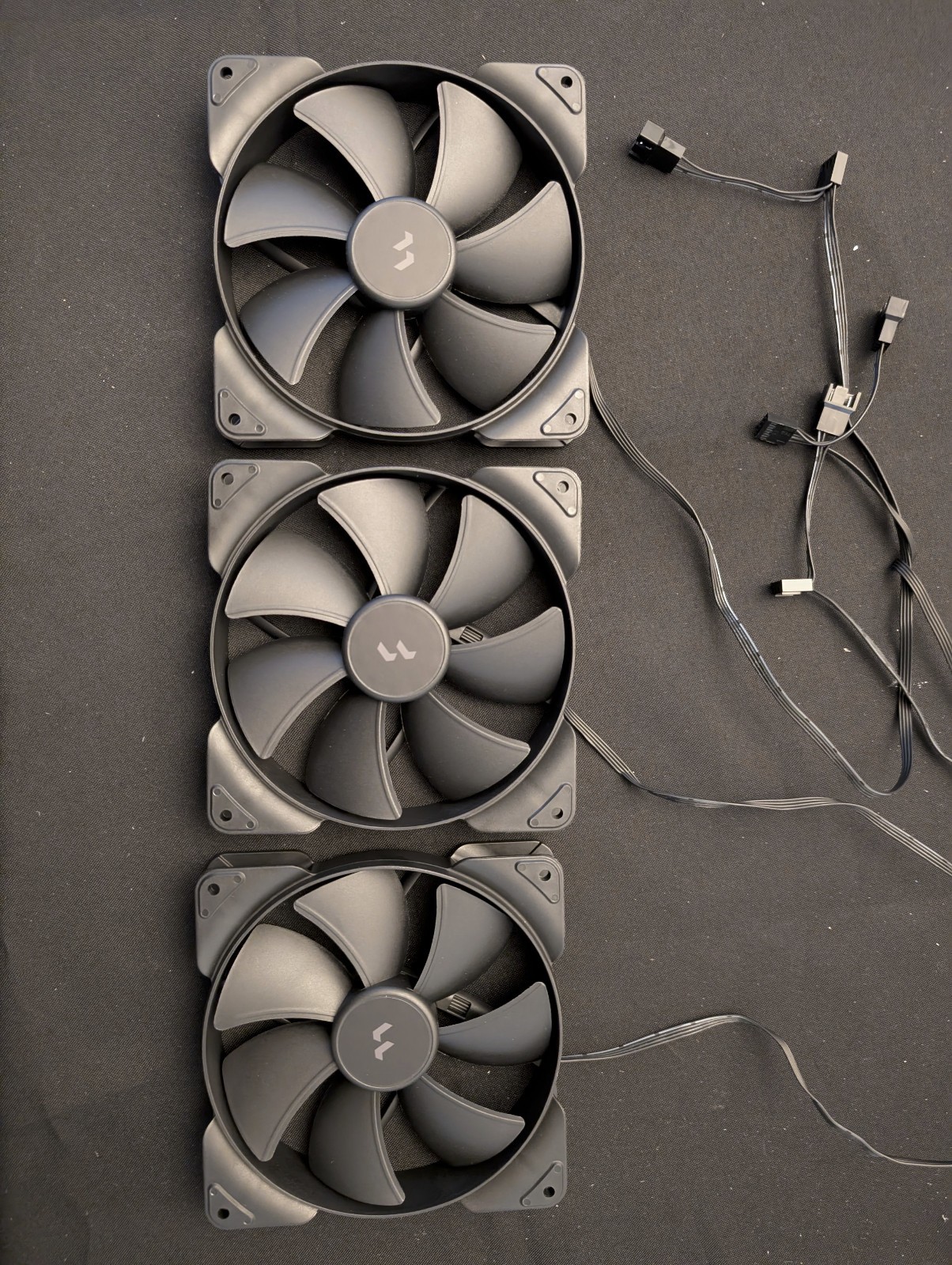 Three (3x) Fractal Design Aspect 14 140mm Case Fans - Black