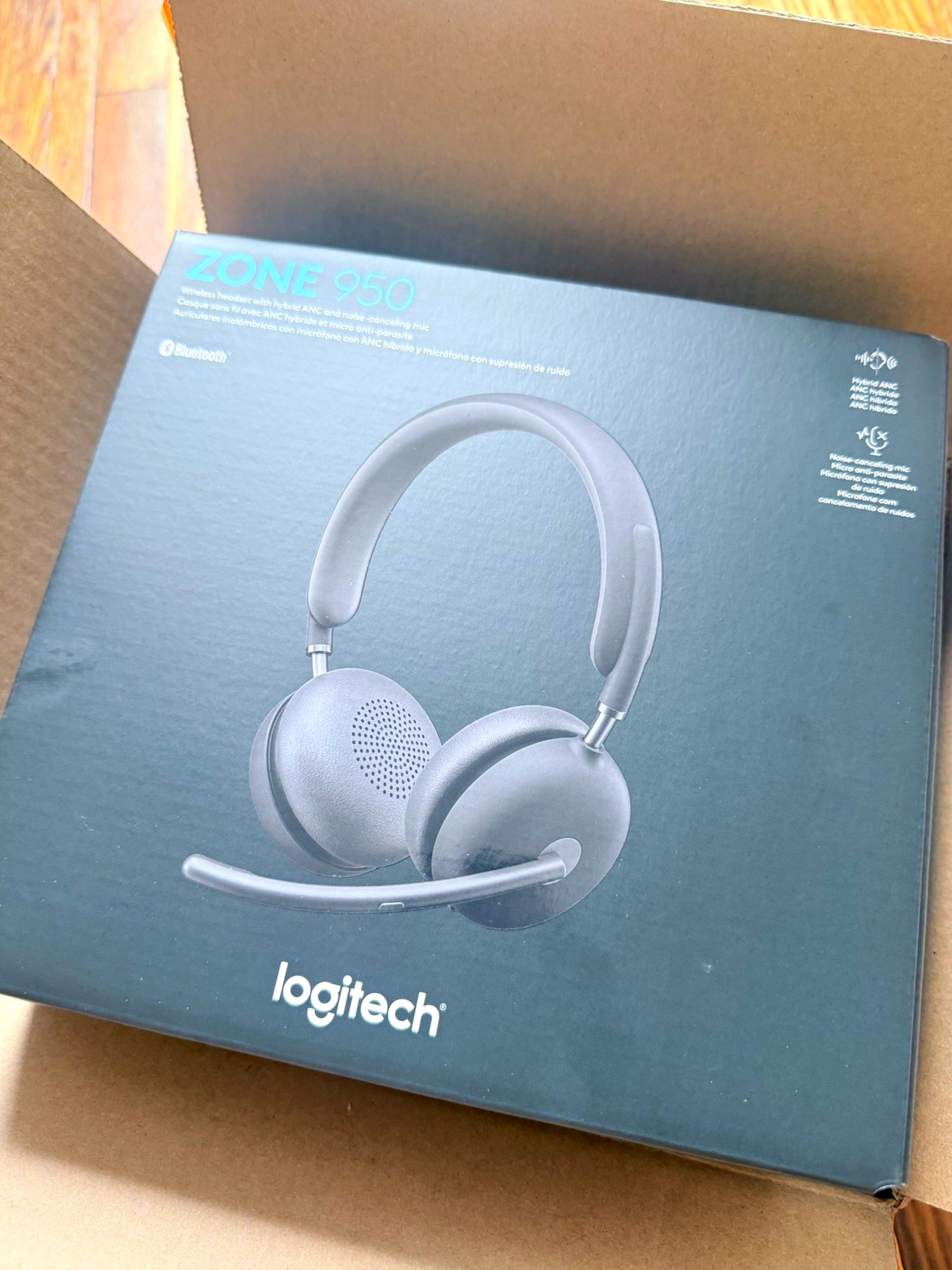Logitech Zone 950 Gray Bluetooth Headset w/ ANC  Mic USB-C/USB-A, BRAND NEW