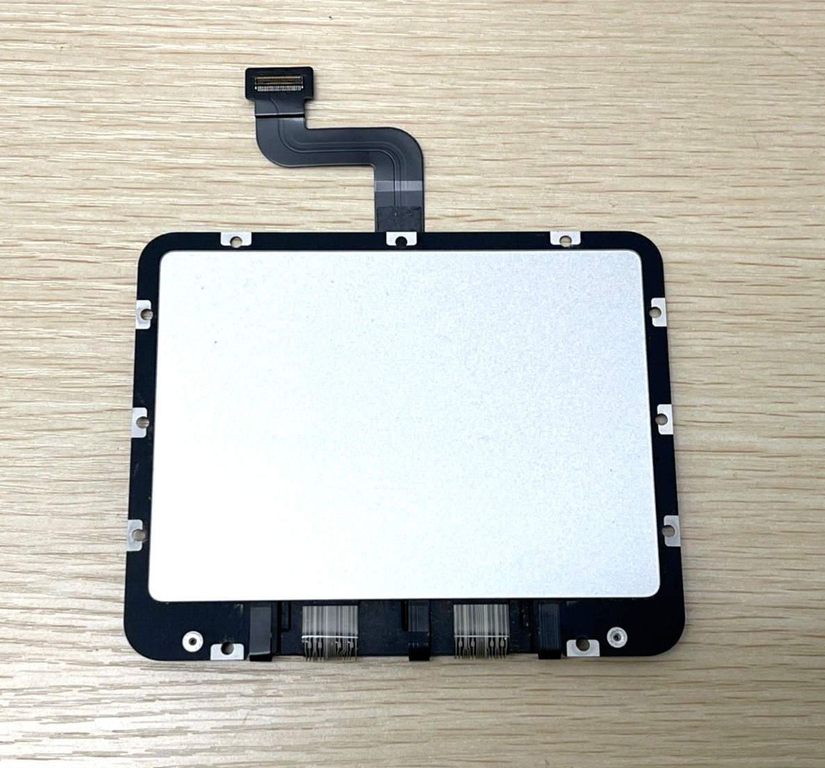 Genuine OEM MacBook Pro 15" A1398 Mid 2015 Retina Trackpad Touchpad w/ cable
