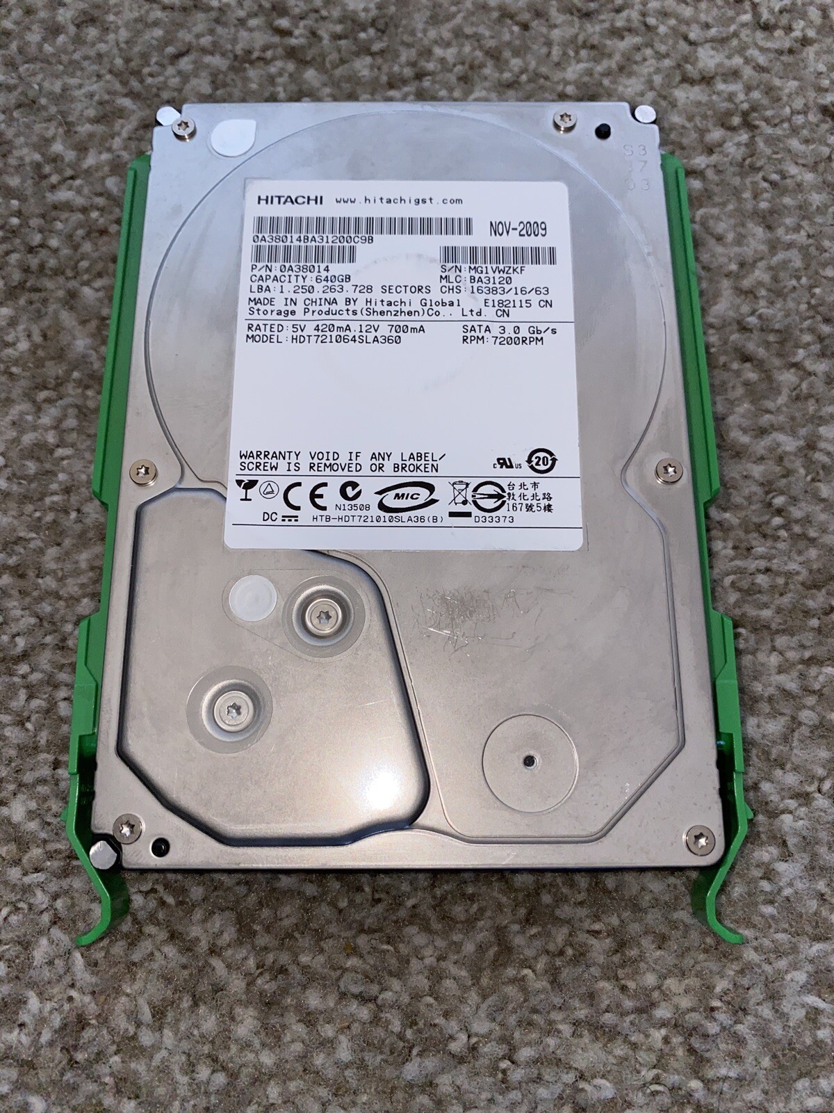 Hitachi HDT721064SLA360 P/N: 0A38014 MLC: BA3120 640GB Formated