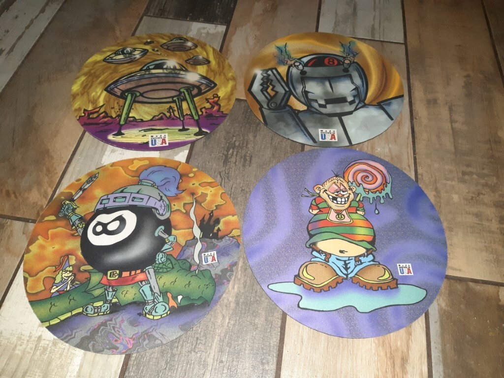 LOT OF FOUR Vintage Round Mouse Pad NOS Rare 8 Ball Aliens LOOK RARE