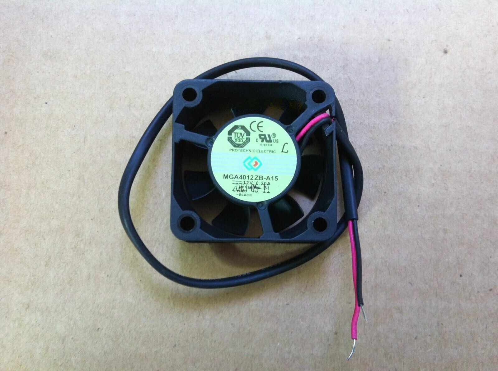 MAGIC 4015 MGA4012ZB-A15 DC12V 0.20A 4CM 40*15MM 2-Wire Dual Ball Cooling Fan