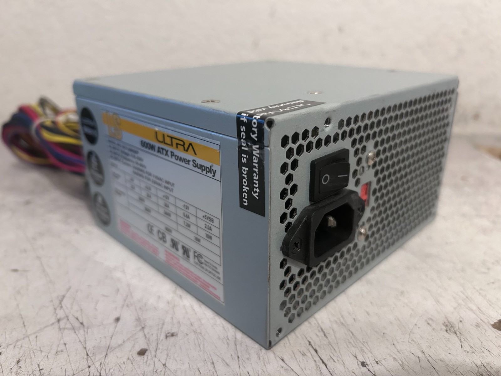 Ultra ULT-LS600P 600W ATX Power Supply + Power Cord Quick Ship