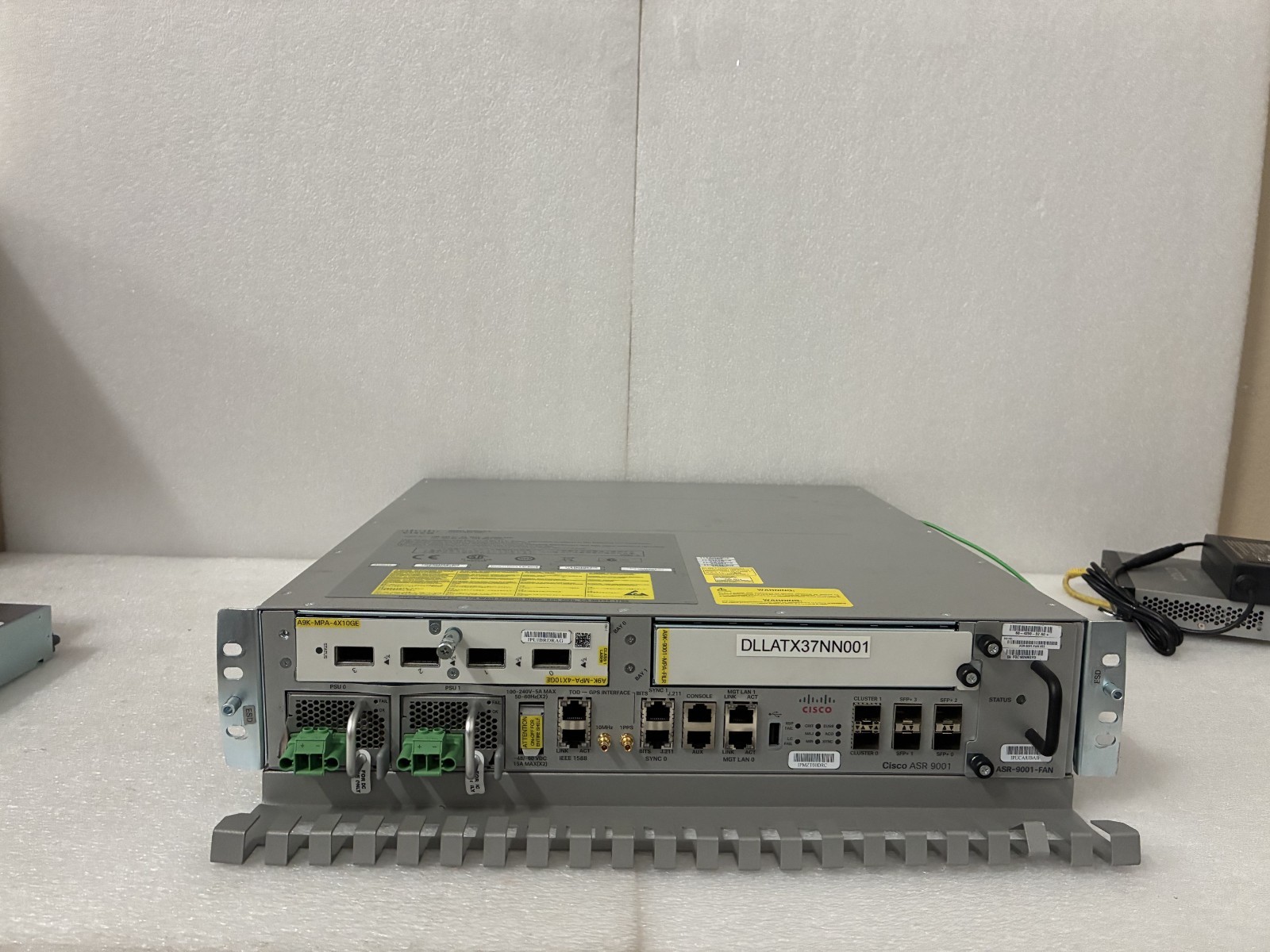 Cisco ASR-9001 Aggregated Service Router W/ A9K-MPA-4X10GE Dual DC & Cable Mgmt