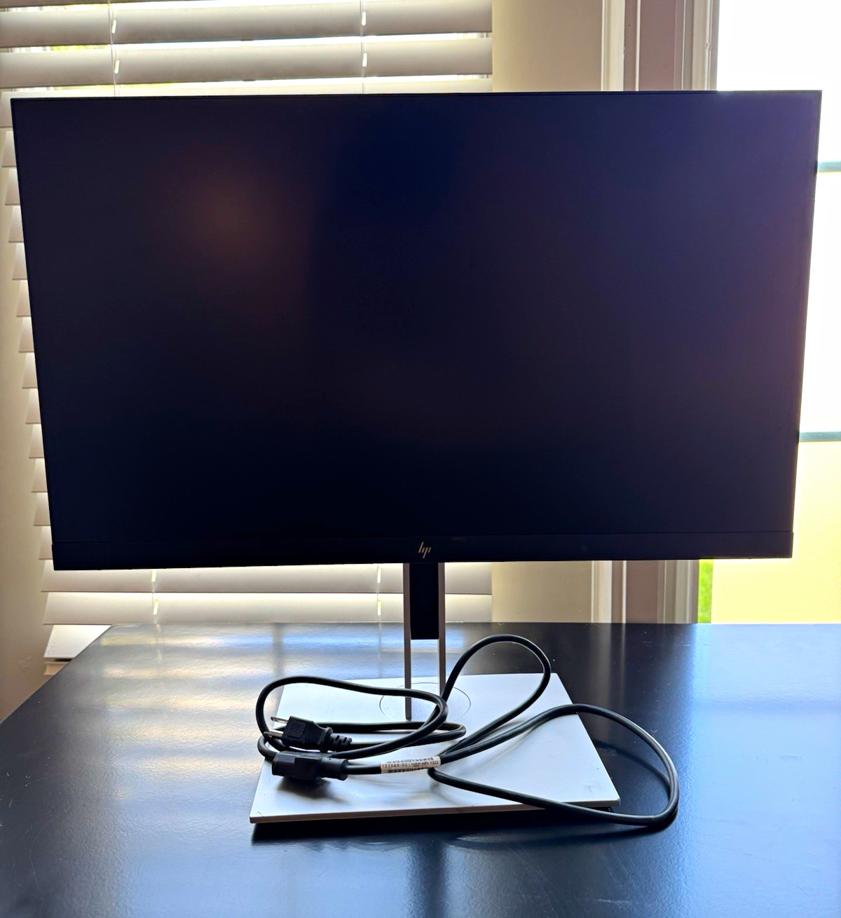 HP E23 G4 23in LCD FHD 1920x1080 60Hz Anti-Glare USB Hub HDMI DP VGA