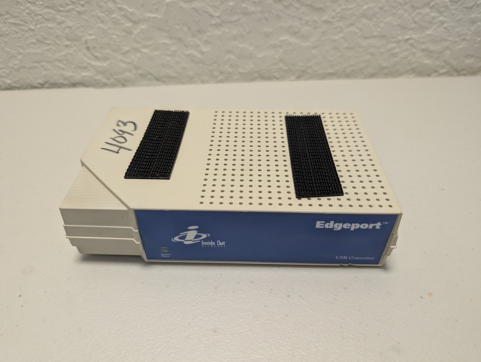 Inside Out Networks 301-1002-08 Edgeport 8 Port USB to DB-9 RS-232 Converter
