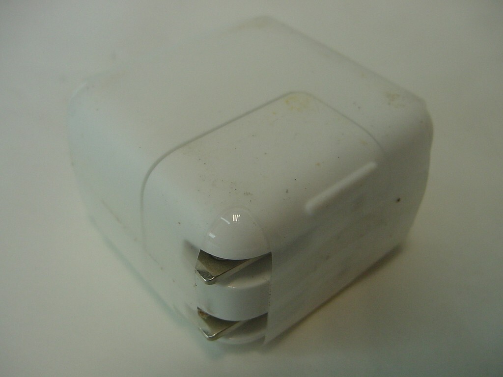 NEW - ORIGINAL APPLE A2167 12W USB POWER ADAPTER