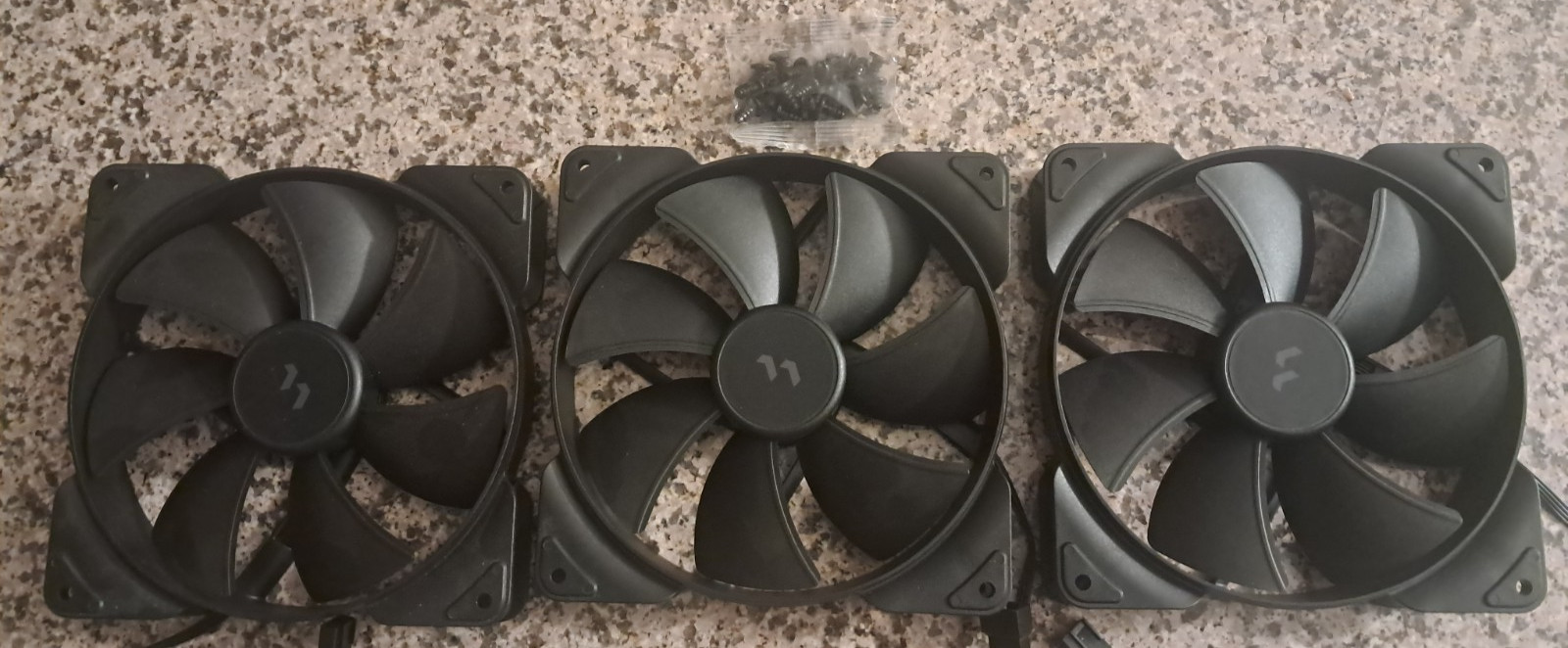 Fractal Design Aspect 14 140mm PWM PC Fans - Pack of 3. Brand New