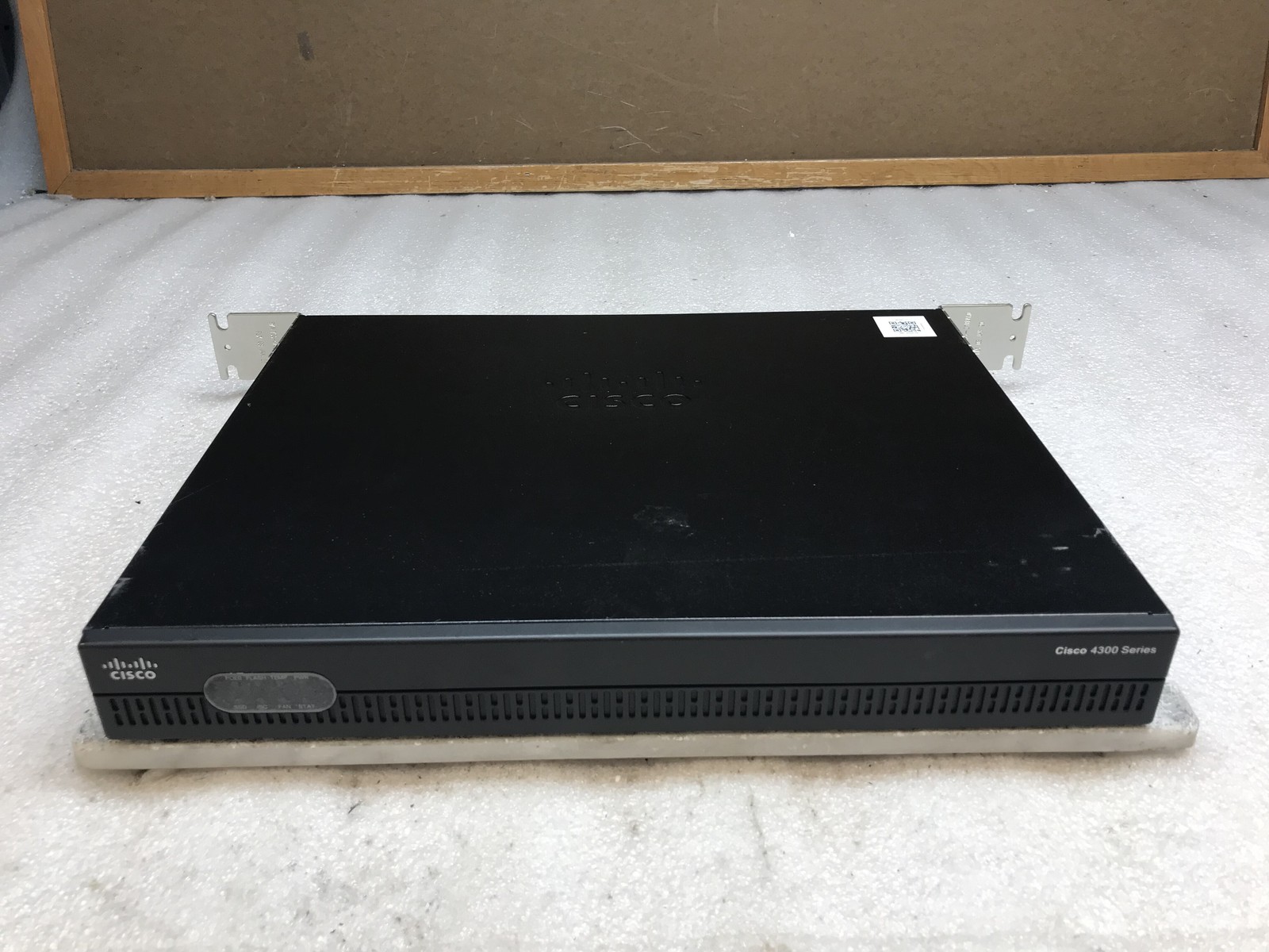 Cisco 4300 Series ISR4321/K9 Integrated Services Router No Ac Adapter