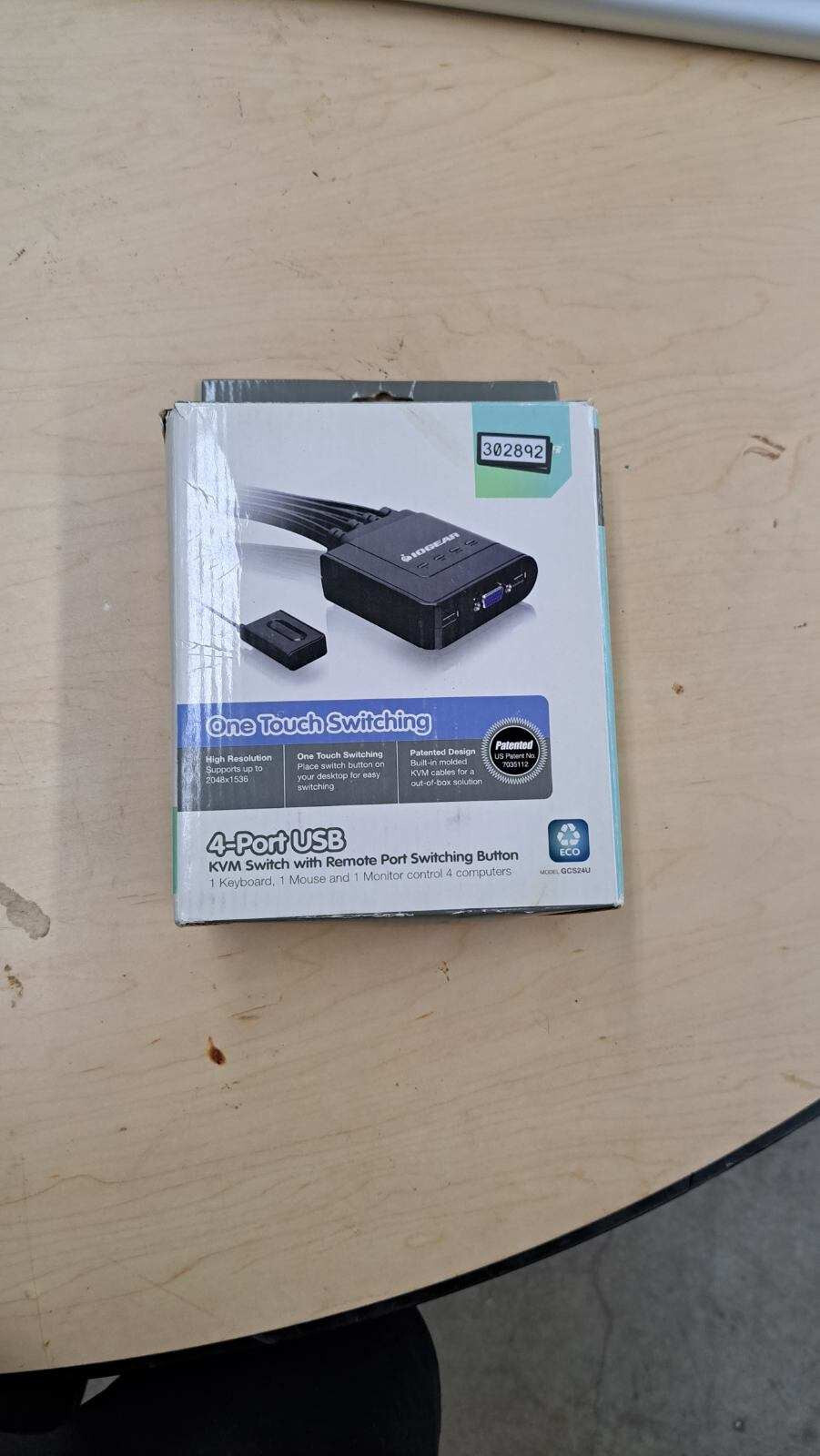 OPEN BOX IOGEAR  (GCS24U) 4-Ports External KVM switch USB BLACK