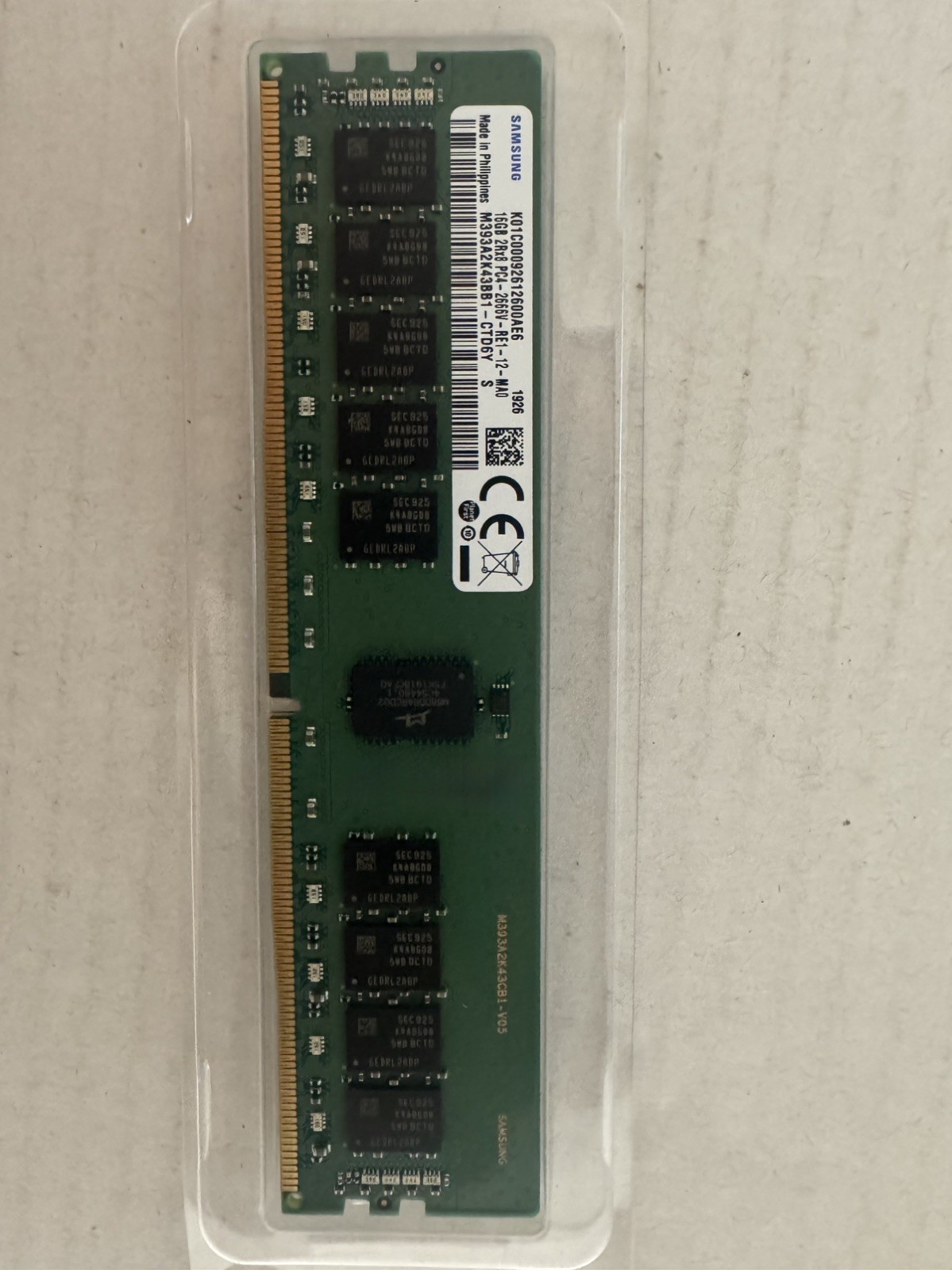 SAMSUNG 16GB M393A2K43BB1-CTDY6 DDR4-2Rx8 PC4-2666V-RE1-12 MAO Server Memory