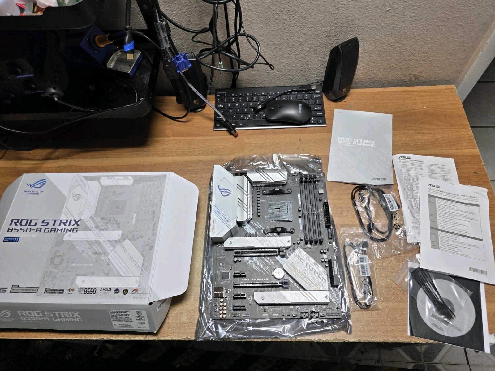 ASUS ROG Strix B550-A Gaming AM4 ATX Motherboard White