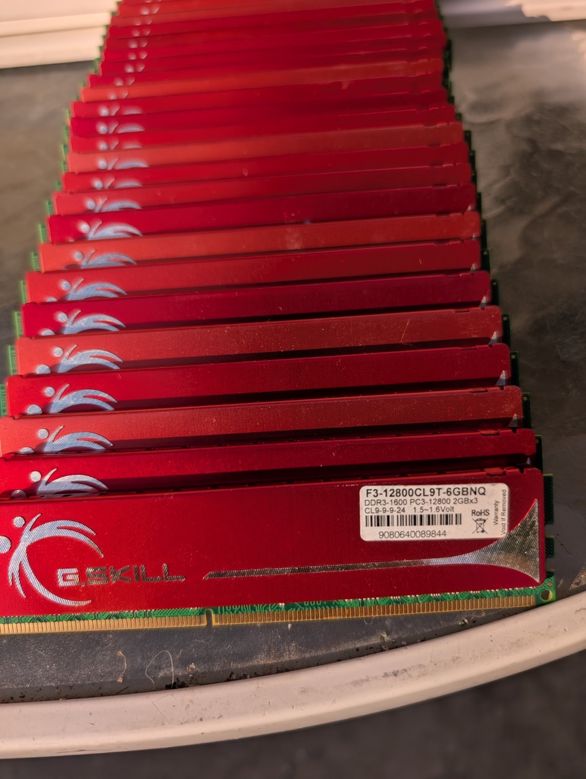G. Skill F3-12800CL9T-6GBNQ RAM 12GB DDR3-1600 PC3-12800 2GBx3