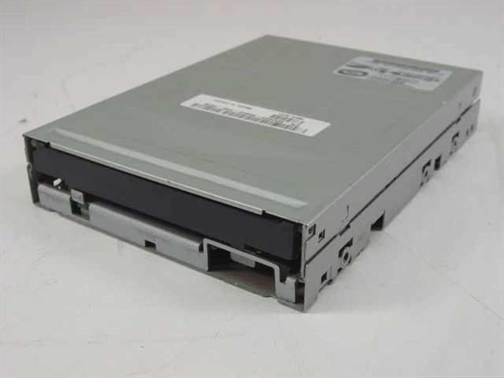 Samsung SFD-321J/ADN 1.44MB 3.5 Inch Floppy Drive 34-Pin Dell 2U935