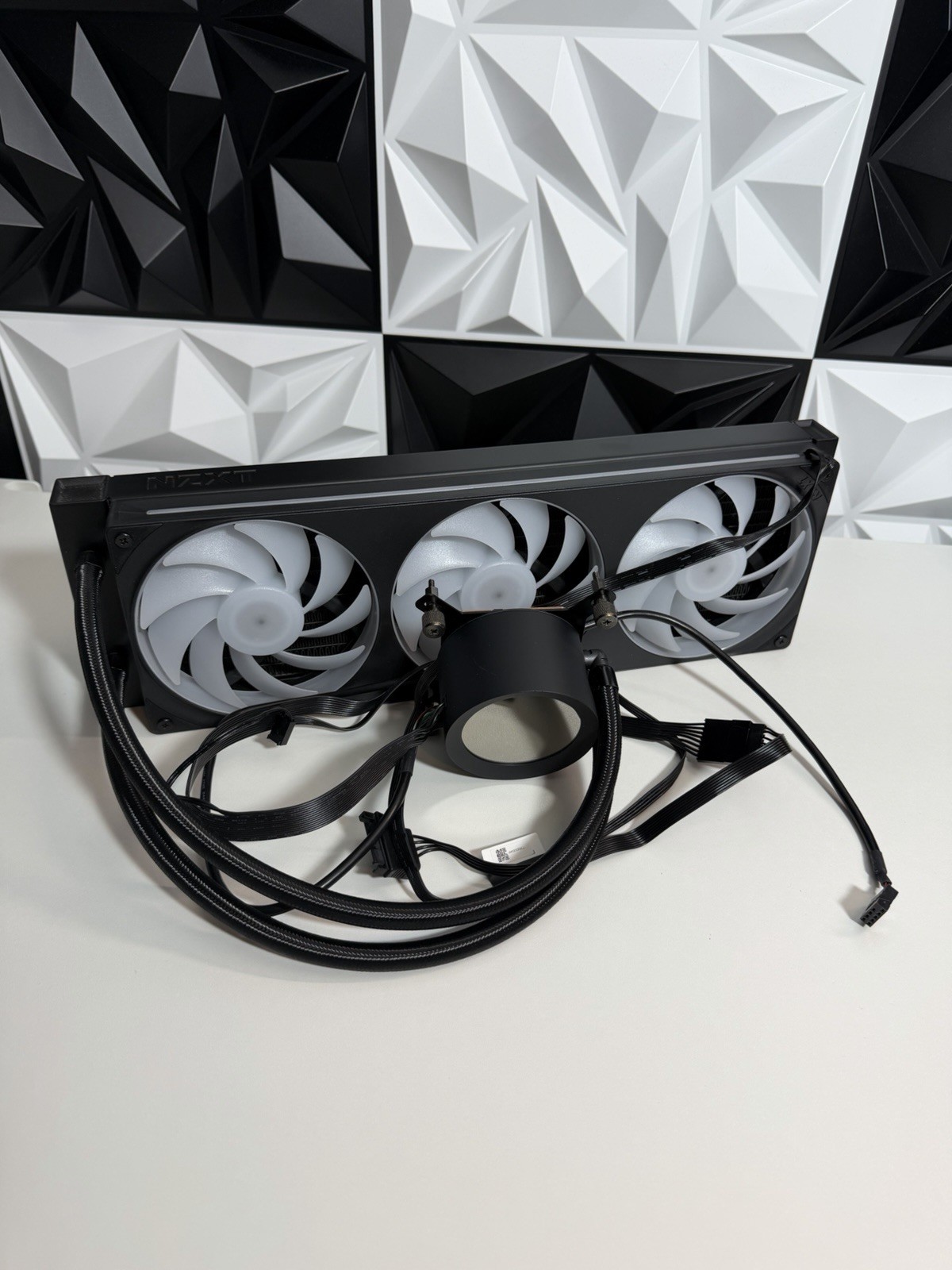 NZXT Kraken 360mm AIO Liquid CPU Cooler Black For Intel