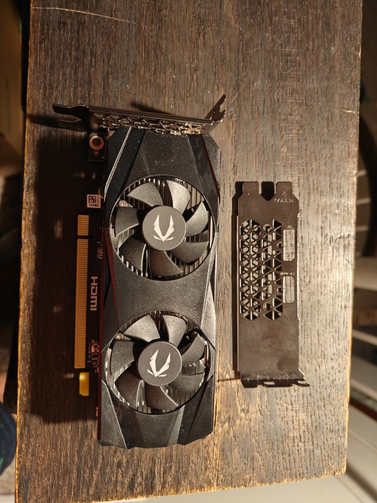 ZOTAC NVIDIA GeForce RTX 3050 6GB GDDR6 Dual Fan Low-Profile GPU