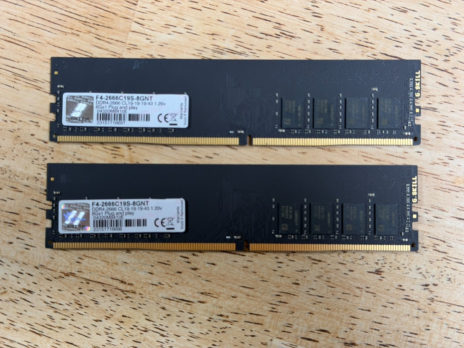 G.Skill 16GB (2x8GB) DDR4 RAM 2666MHz F4-2666C19S-8GN Desktop Memory