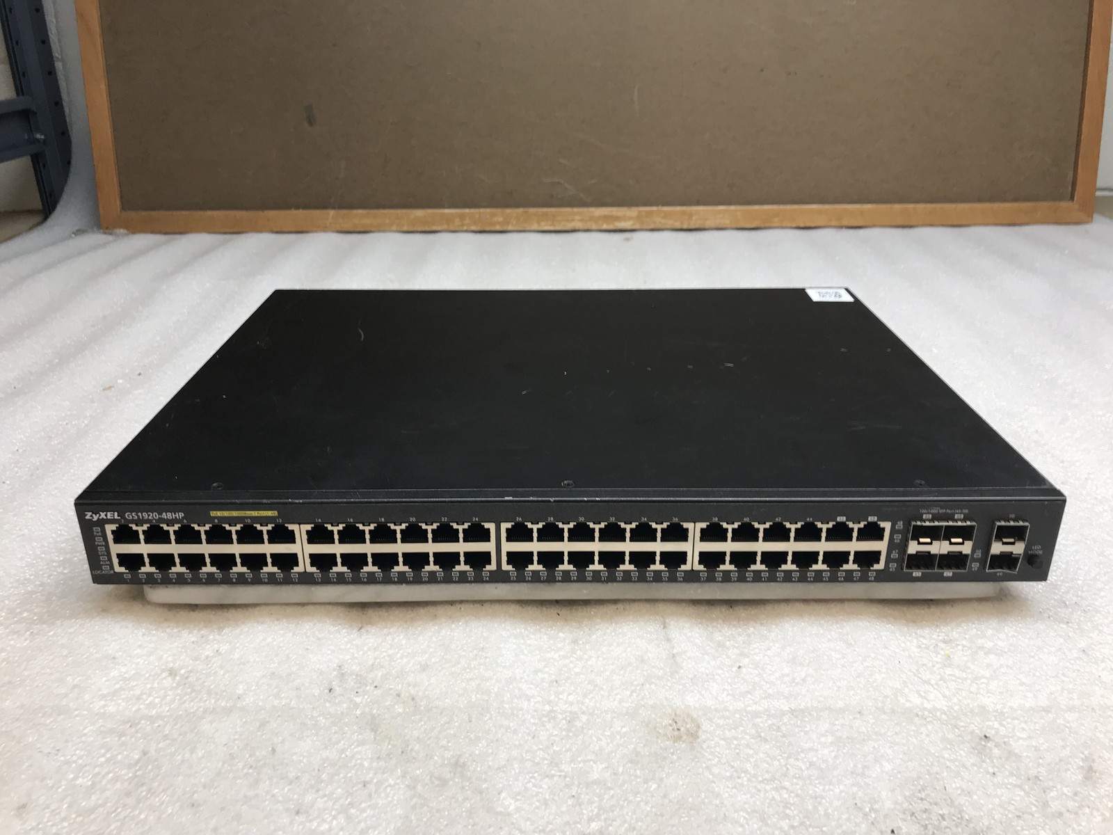 ZyXEL GS1920-48HP 48 Port Gigabit POE 10/100/1000 Base-T Port POE Switch
