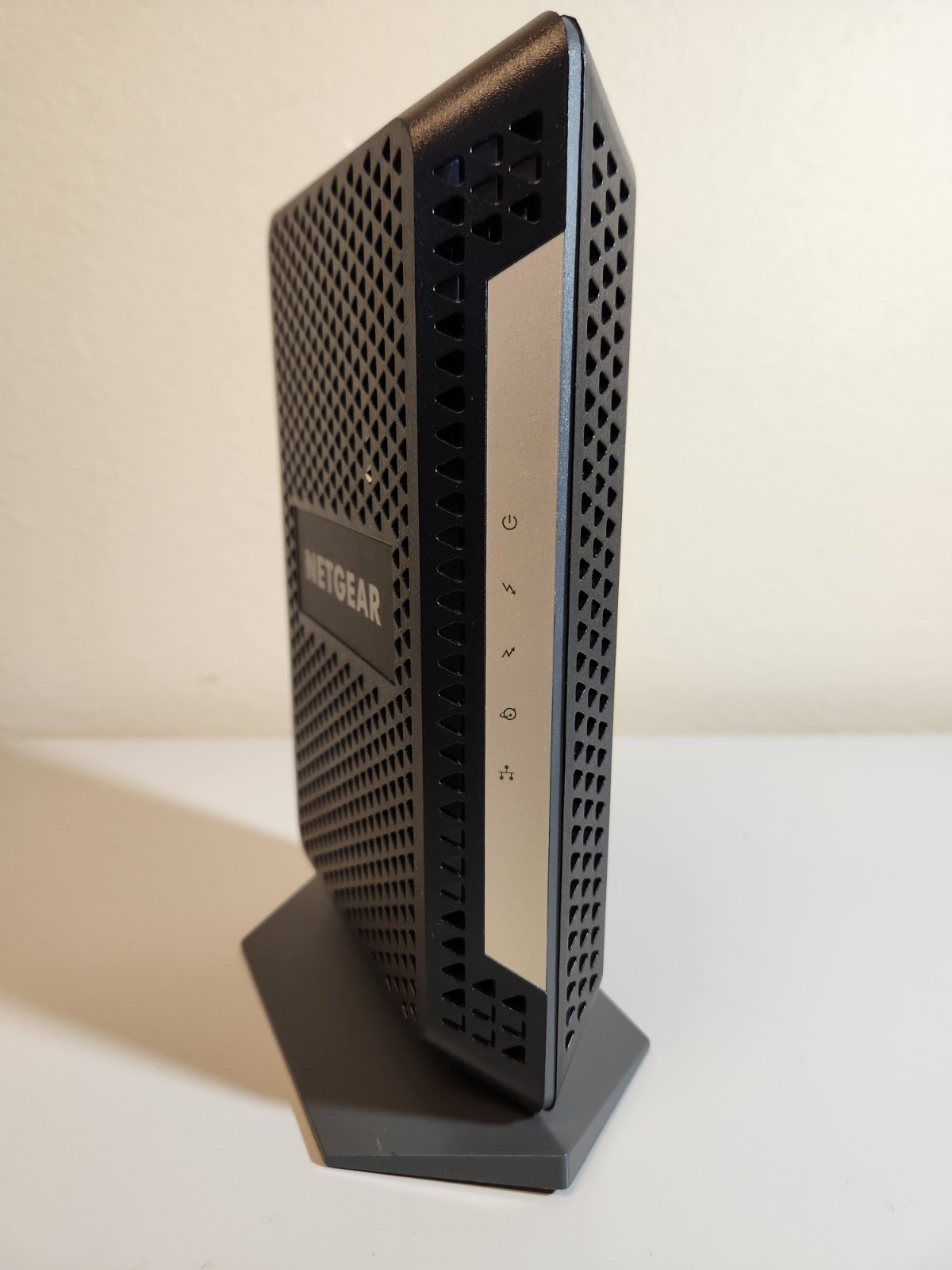 Netgear CM1000v2 DOCSIS 3.1 Cable Modem - No Power Cable