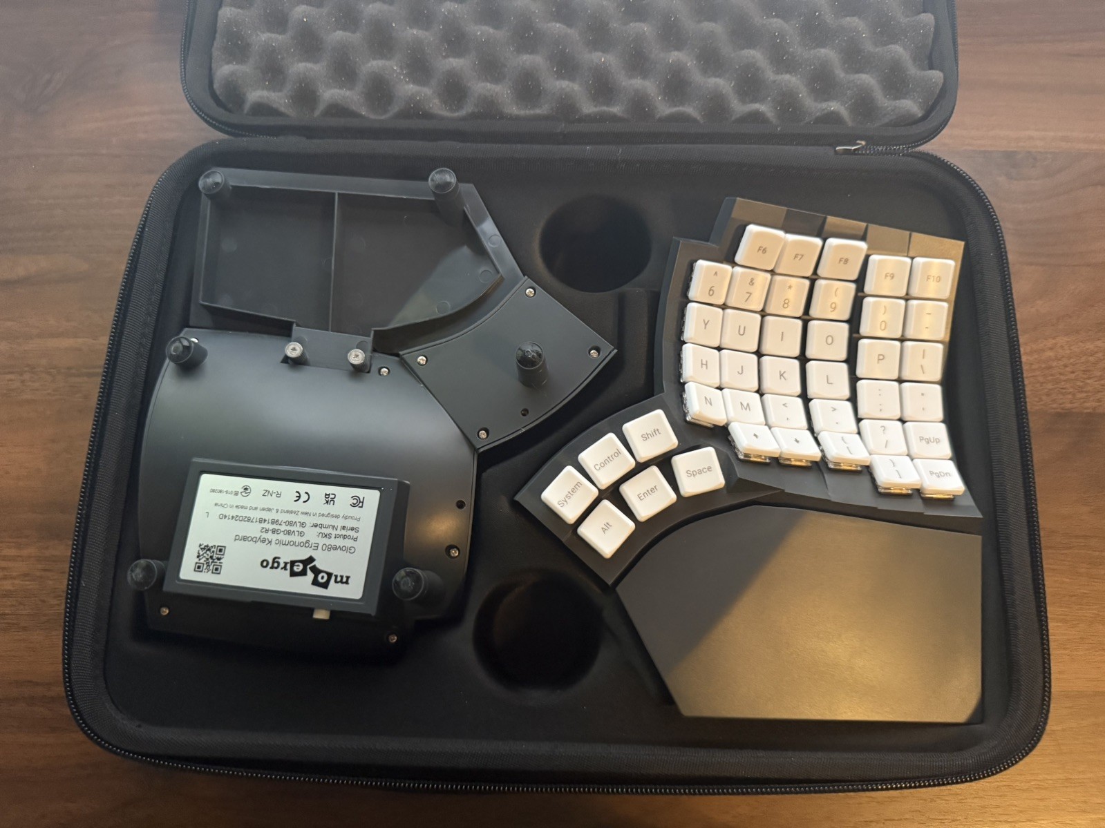 Glove80 Ergonomic Keyboard Rev 2 Grey Kailh Choc Brown Tactile + Travel Case