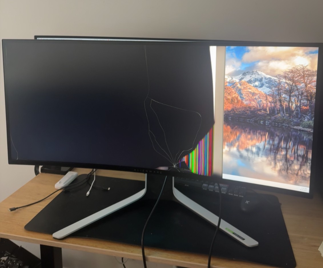 Alienware AW3821DW 38" QHD+ IPS LED Curved Gaming Monitor (DAMAGED DISPLAY)