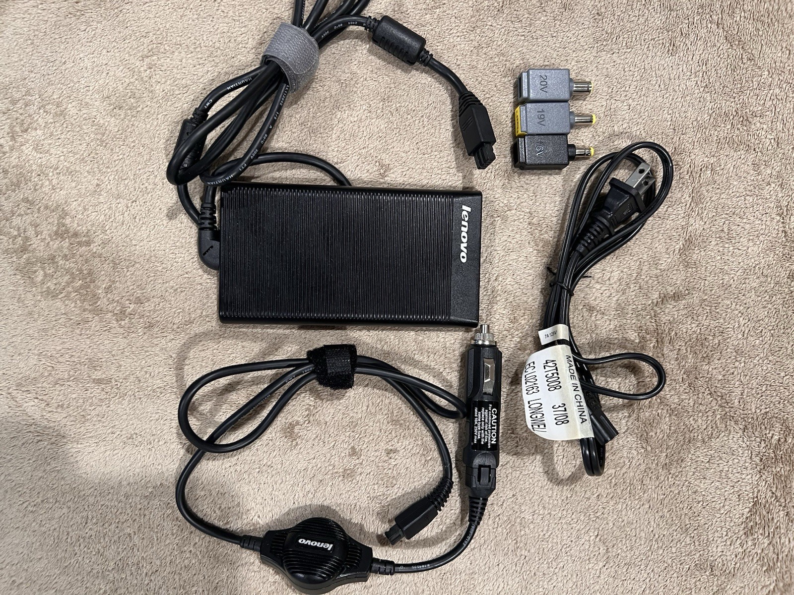 OEM Lenovo 41R0140 AC/DC 41R0145 Combo Adapter w/ 20V 19V 16V Tips & Case