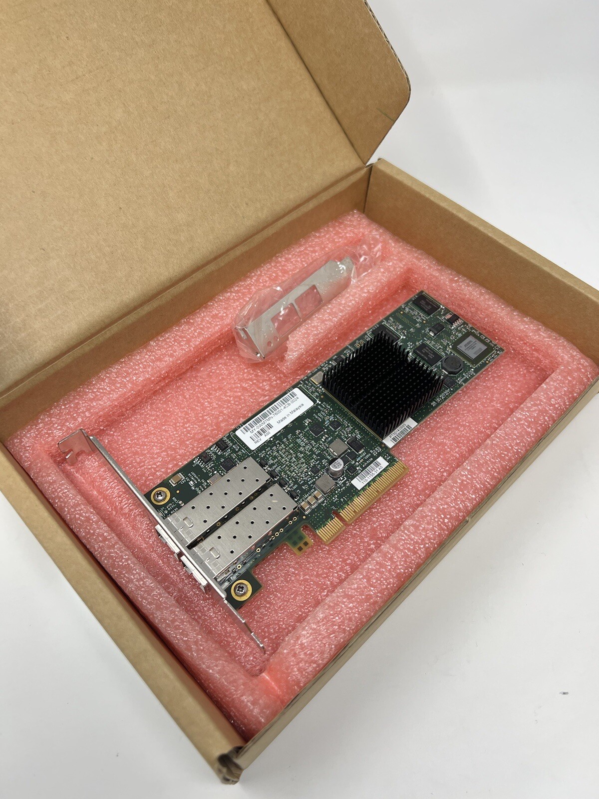 110-1155-31 DELL Chelsio 084FDM | 10GB | Dual Port Fibre Channel SFP+ PCI-e HBA