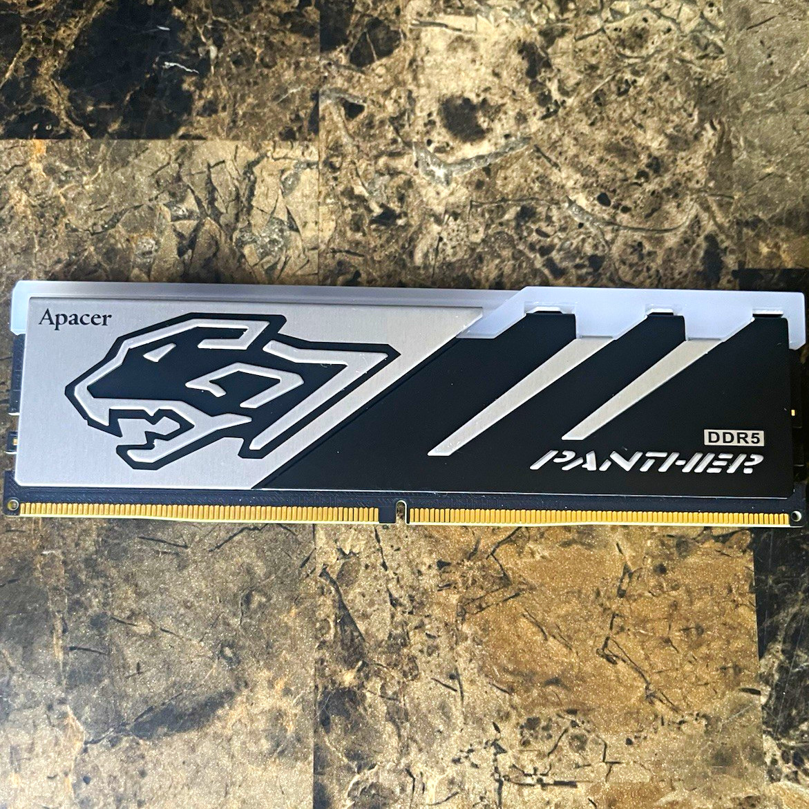Apacer Panther 16GB Ram DDR5 5200mhz