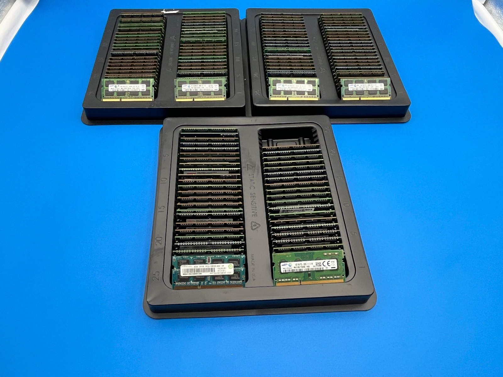 Lot of 146 - 4GB DDR-3 1333 MHz SO-DIMM Mixed Manufacturer