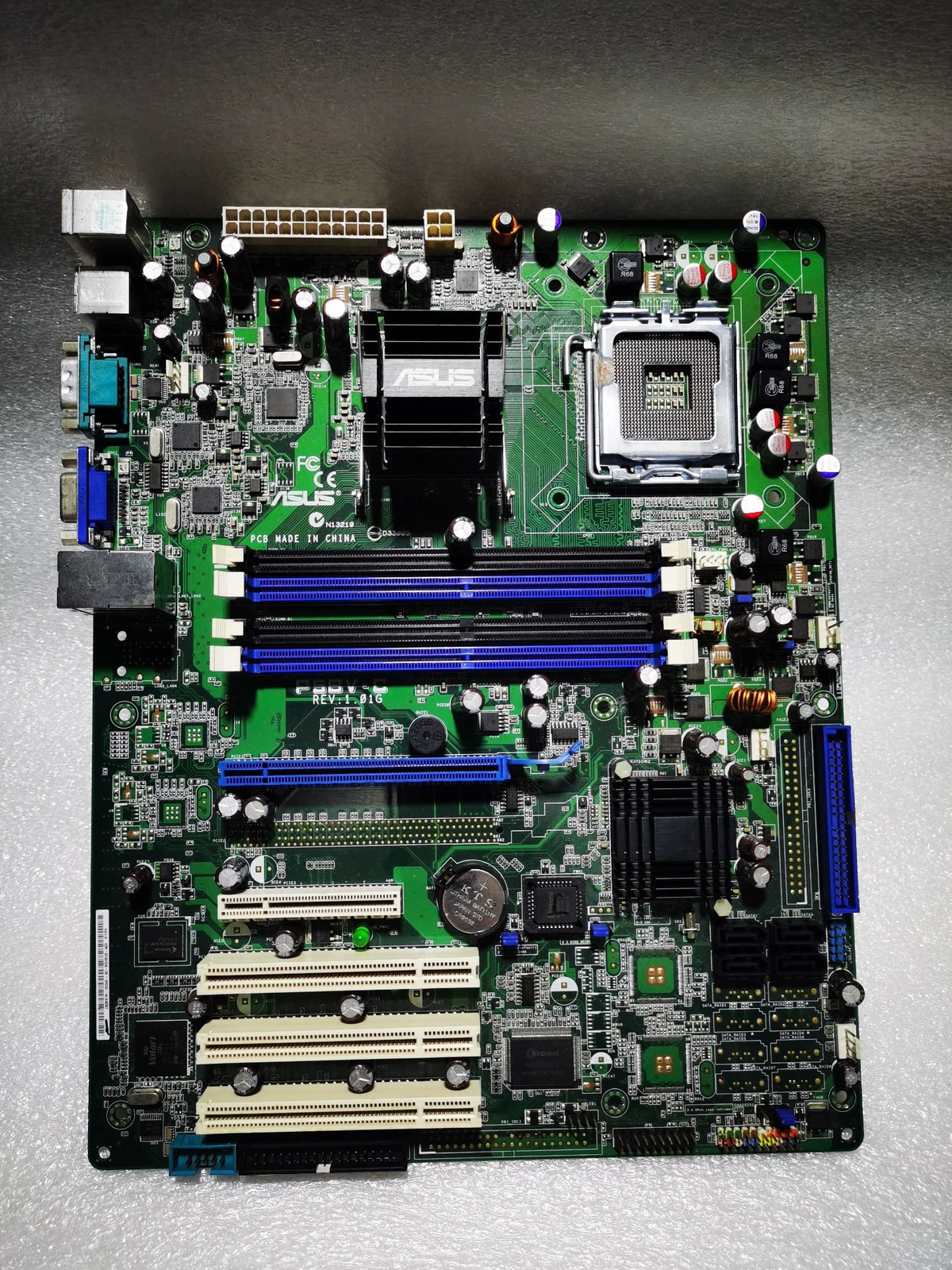 Motherboard new for ASUS LGA775 P45 P5BV-C 2 DDR2 Intel ATX DDR3 VGA