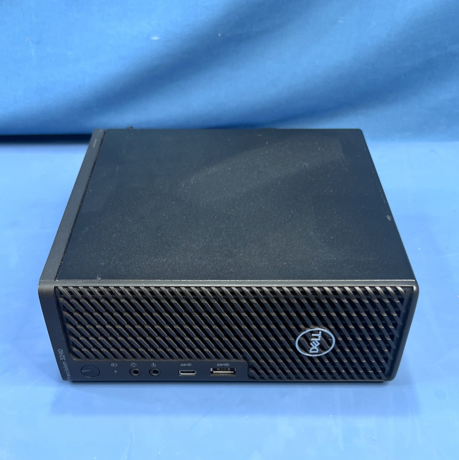 Dell Precision 3240 Desktop - i5-10600, P1000, 16GB RAM, 512GB NVMe - Win11