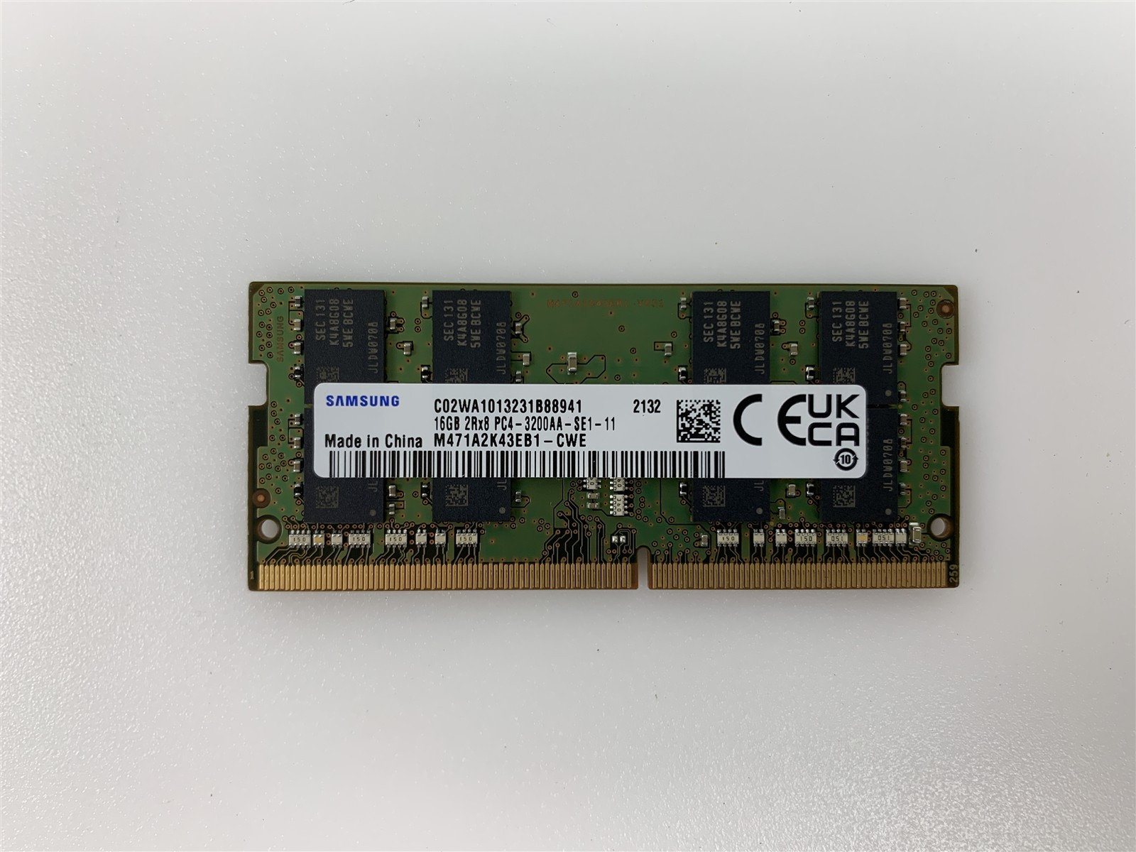 Samsung 16GB 2RX8 PC4-3200AA-SE1-11 M471A2K43EB1-CWE Laptop RAM