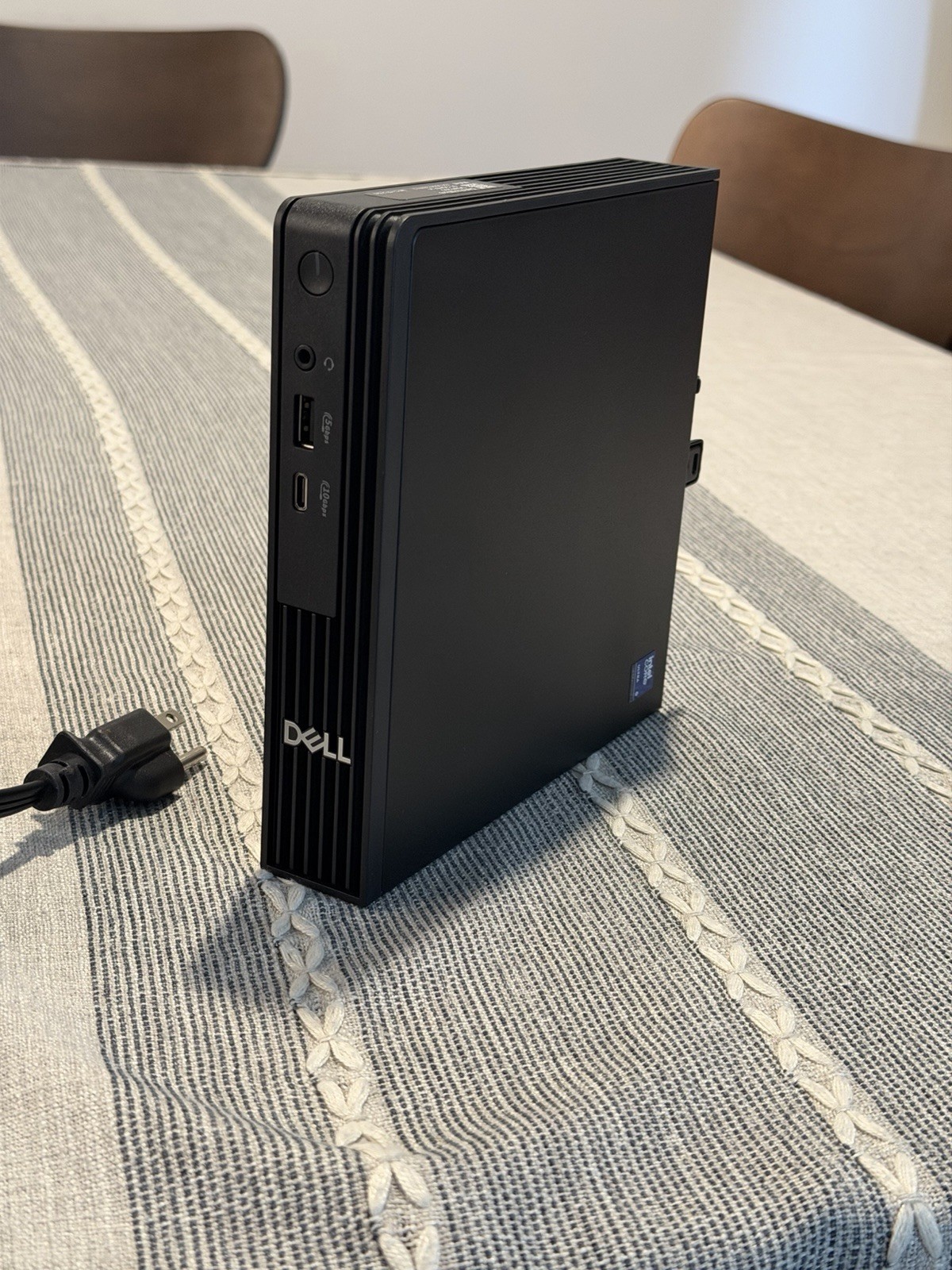 Dell Pro Micro QCM1250 Core Ultra 5 16GB 256GB SSD Mini Desktop PC 2026