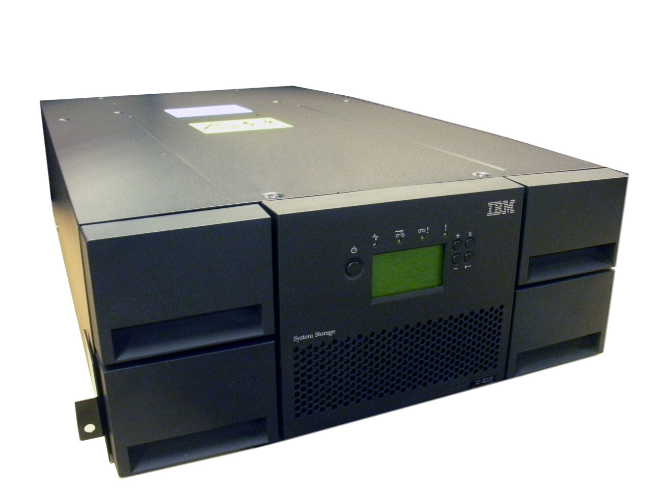IBM 3573-L4U Tape Library TS3200 48 Slot with 8143 LTO-4 FH LVD SCSI Drive
