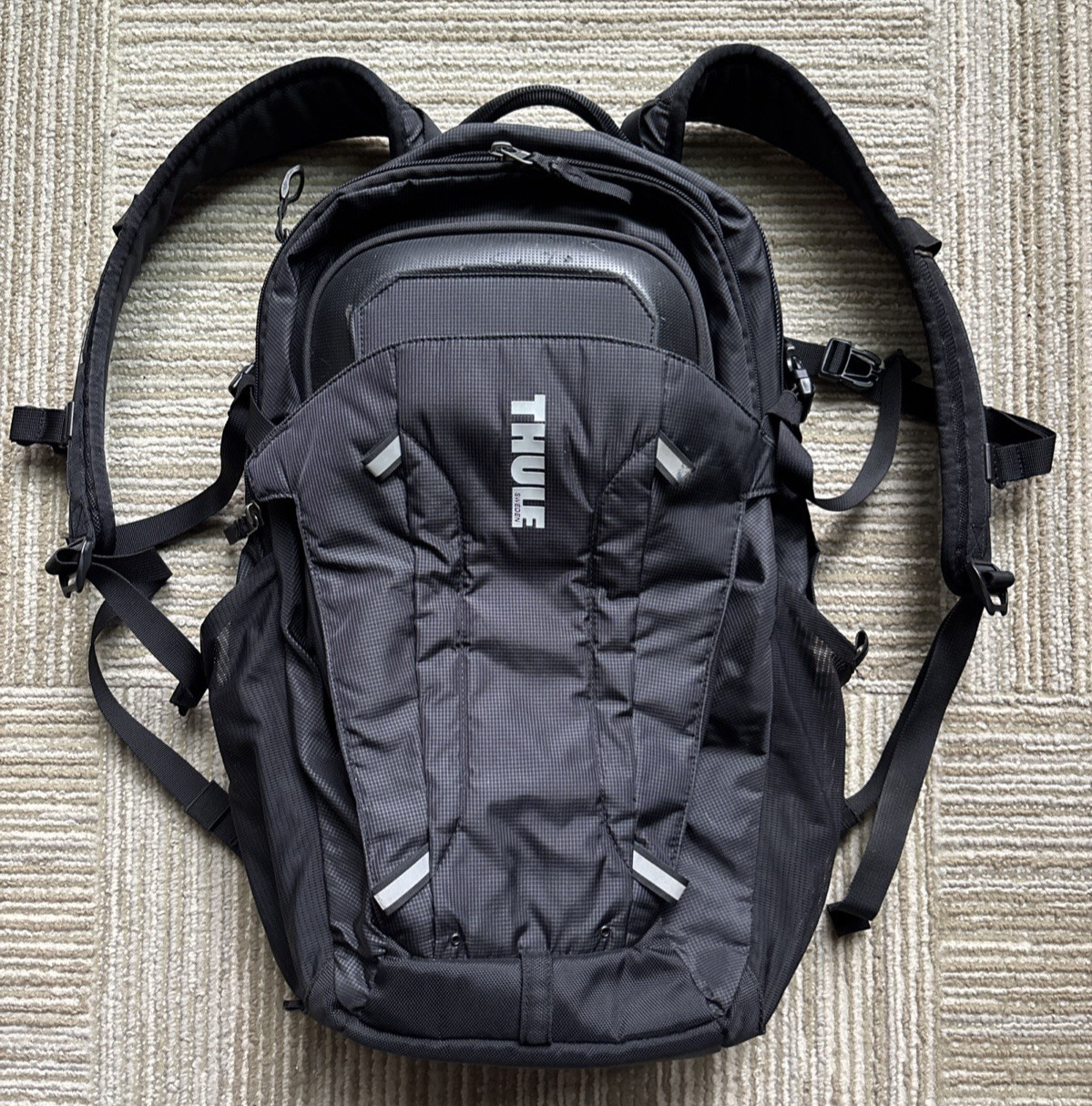 Thule Sweden EnRoute Blur 2 Backpack Black 24L holds 15" laptop