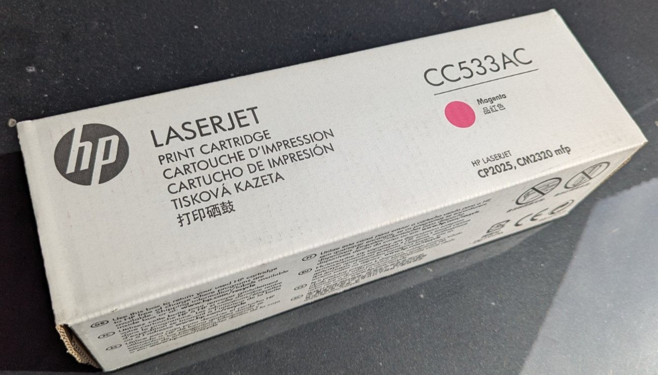 New Genuine HP 304A Magenta Toner Cartridge CC533AC OEM Z1