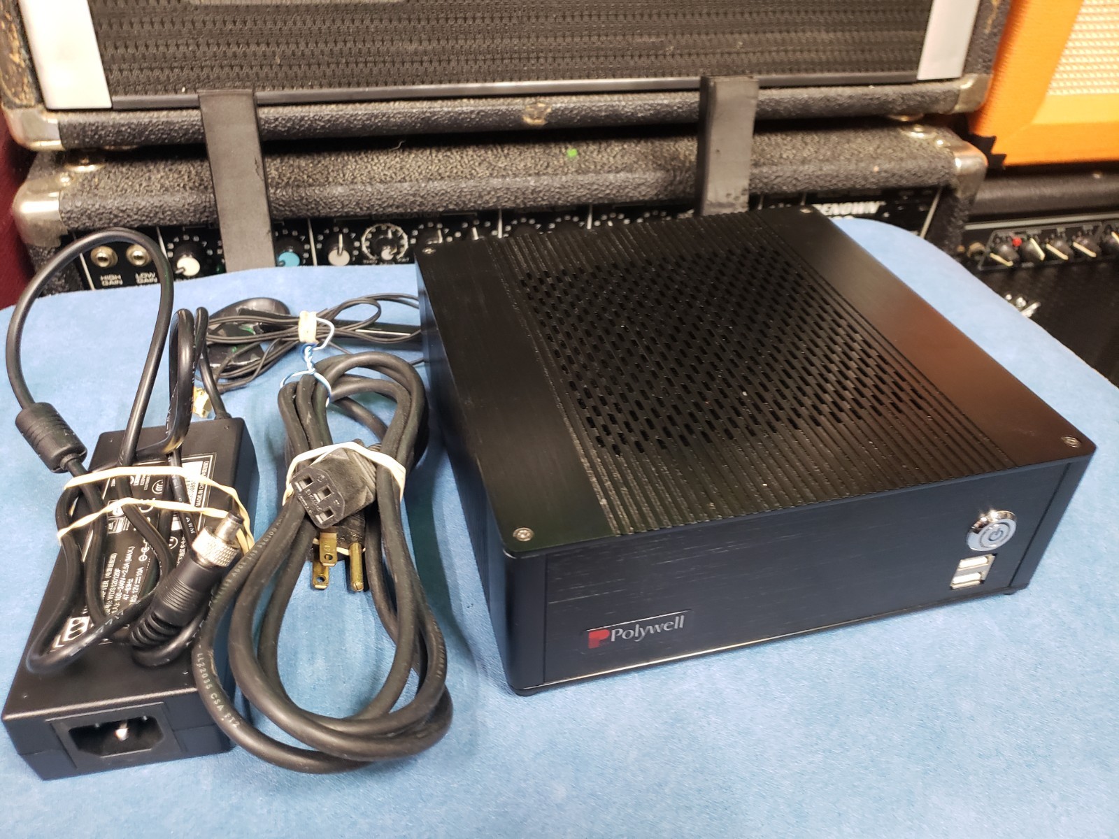 Polywell Computers H370L2G - i7-8700T, 500GB SSD, 8GB Ram, Windows 11 rare