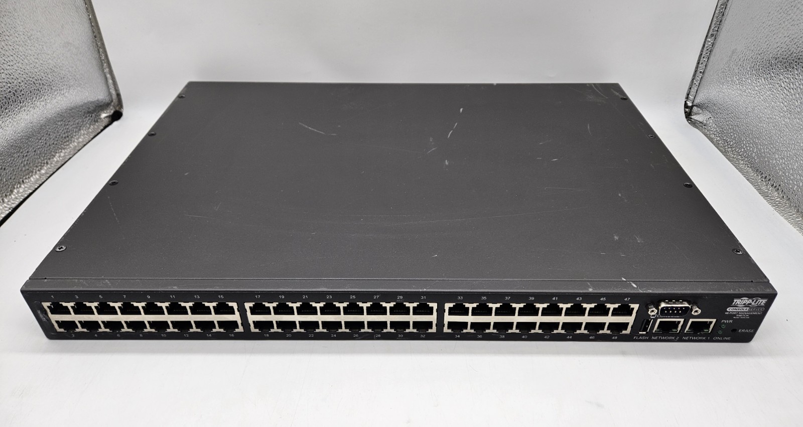 Tripp Lite 48-Port Serial Console Server Management Switch B096-048