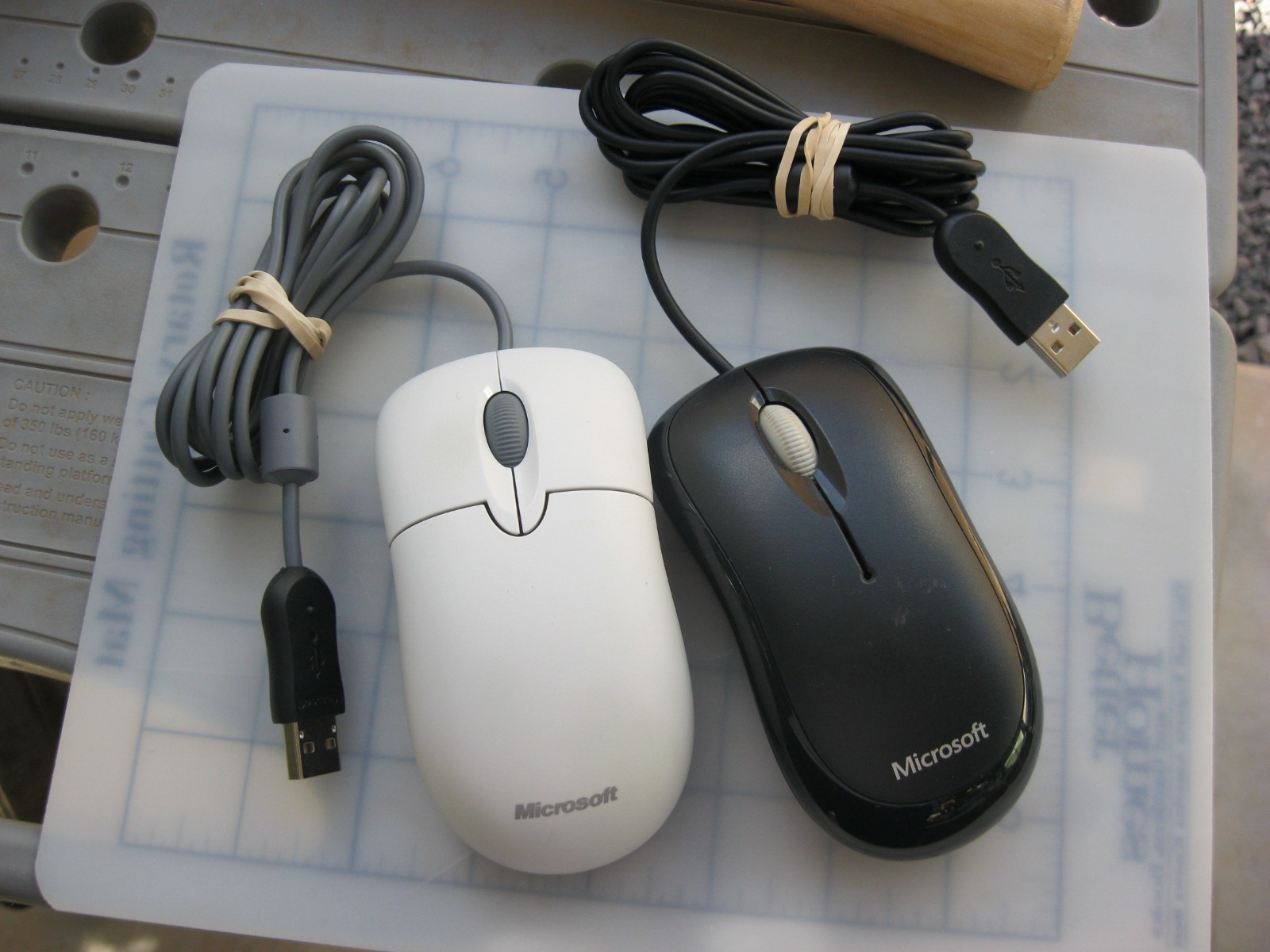 2x Microsoft Basic Optical Mouse USB Wheel Mouse Black & White ~ 