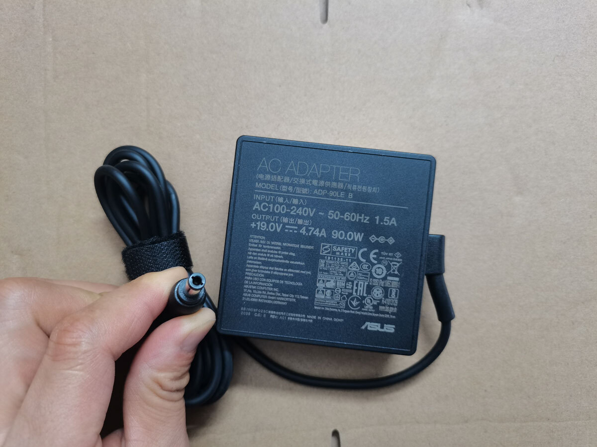 For Asus M3700WUAK Desktop ADP-90LE B 19V 4.74A 5.5mm 90W AC Adapter NEW Genuine