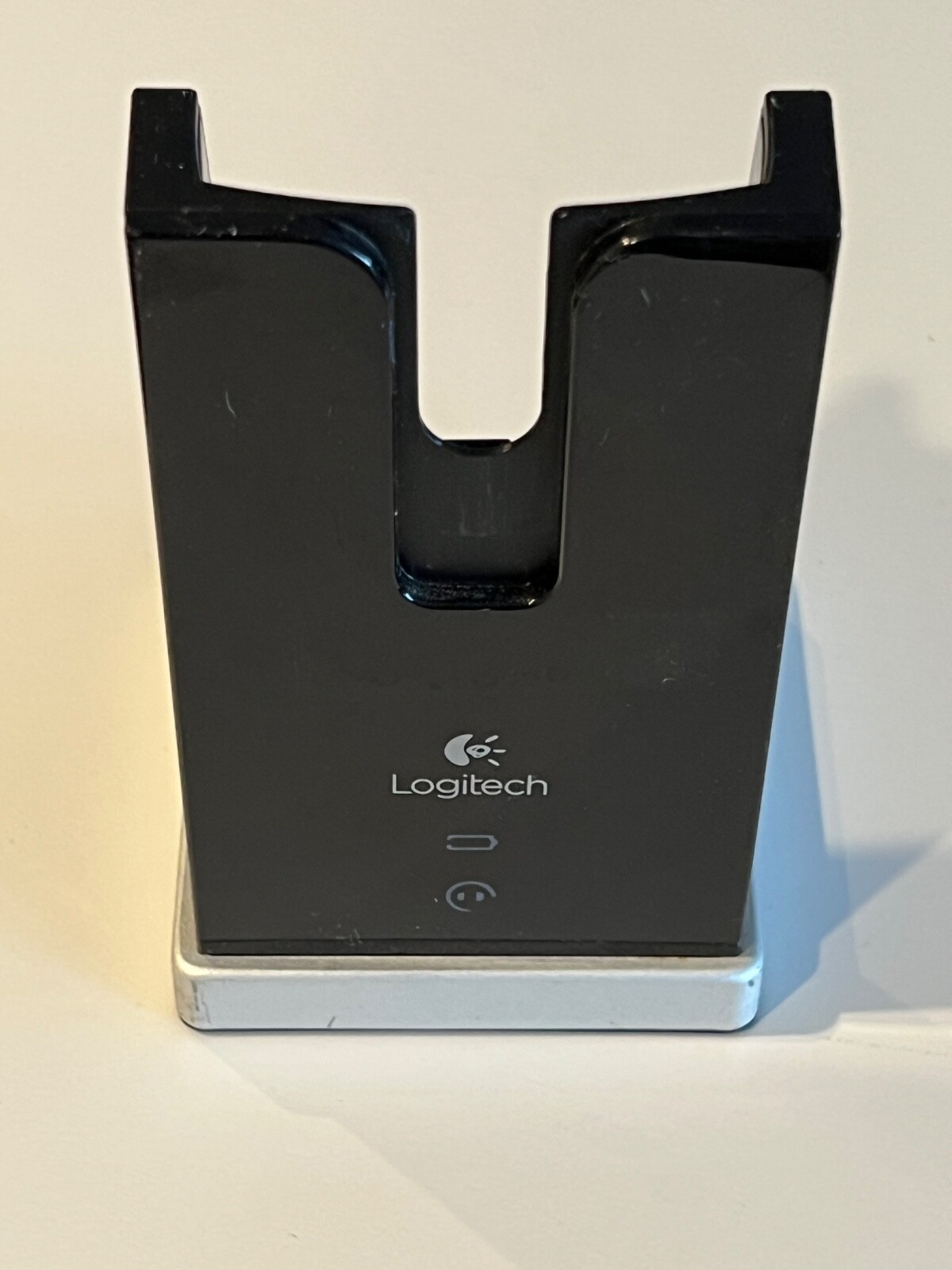 Logitech A-00056BS H820e Headset Charge Station Dock Base - No Power Adapter