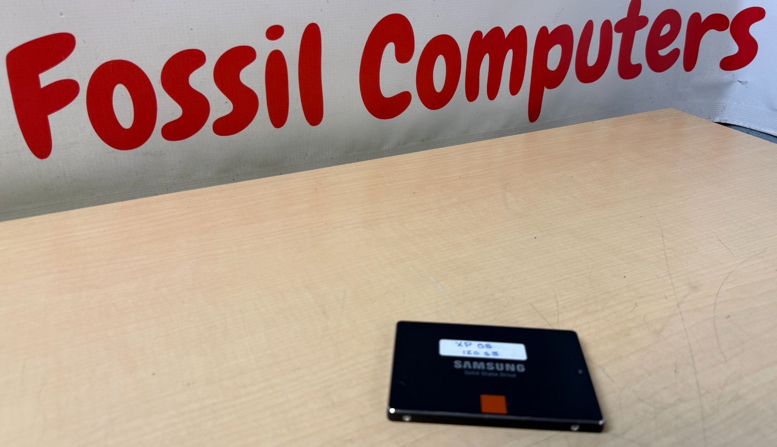 Samsung 840 Series 120Gb MZ-7TD120 Internal SSD    J2